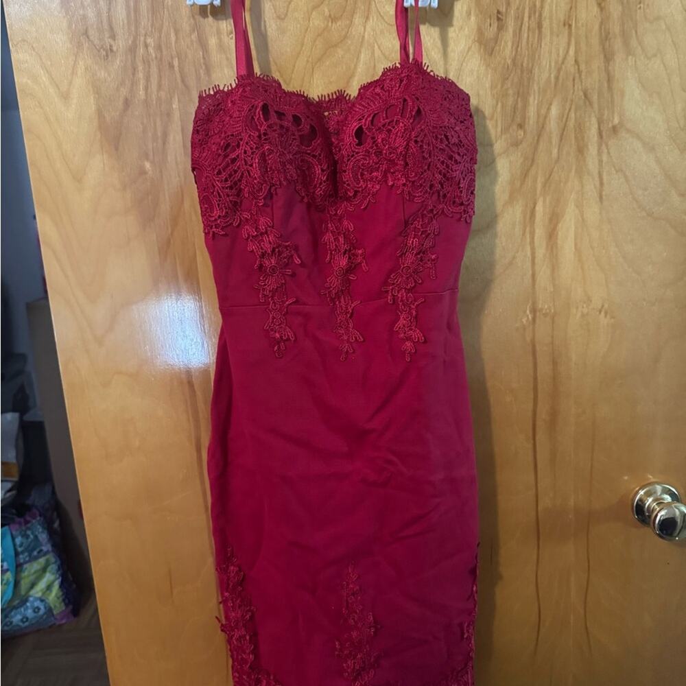Haute Monde Burgundy Dress - size M